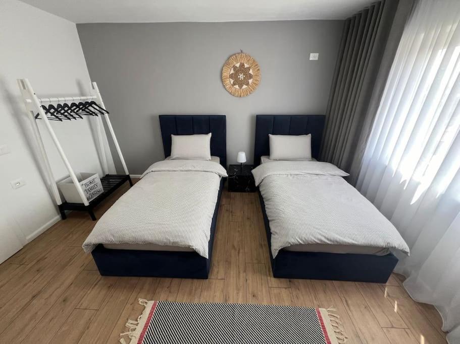 Modern Apt Near City Centre Shkoder Bagian luar foto