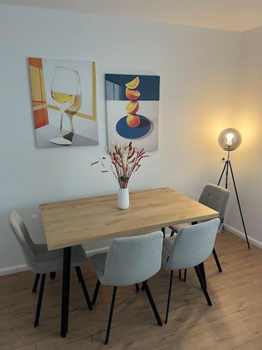 Modern Apt Near City Centre Shkoder Bagian luar foto