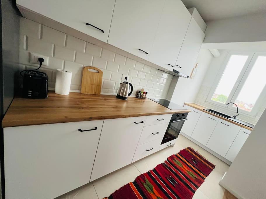 Modern Apt Near City Centre Shkoder Bagian luar foto