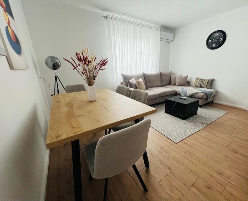 Modern Apt Near City Centre Shkoder Bagian luar foto